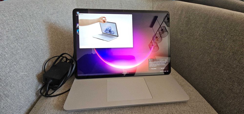 Surface Laptop Studio 14.4 - Intel Core i5, 16GB, 256GB тъч/таблет