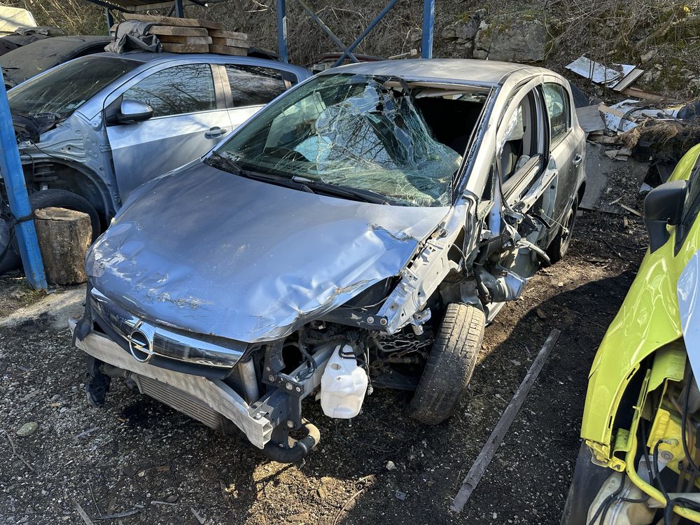 Opel Corsa 1.3 cdtiНа части