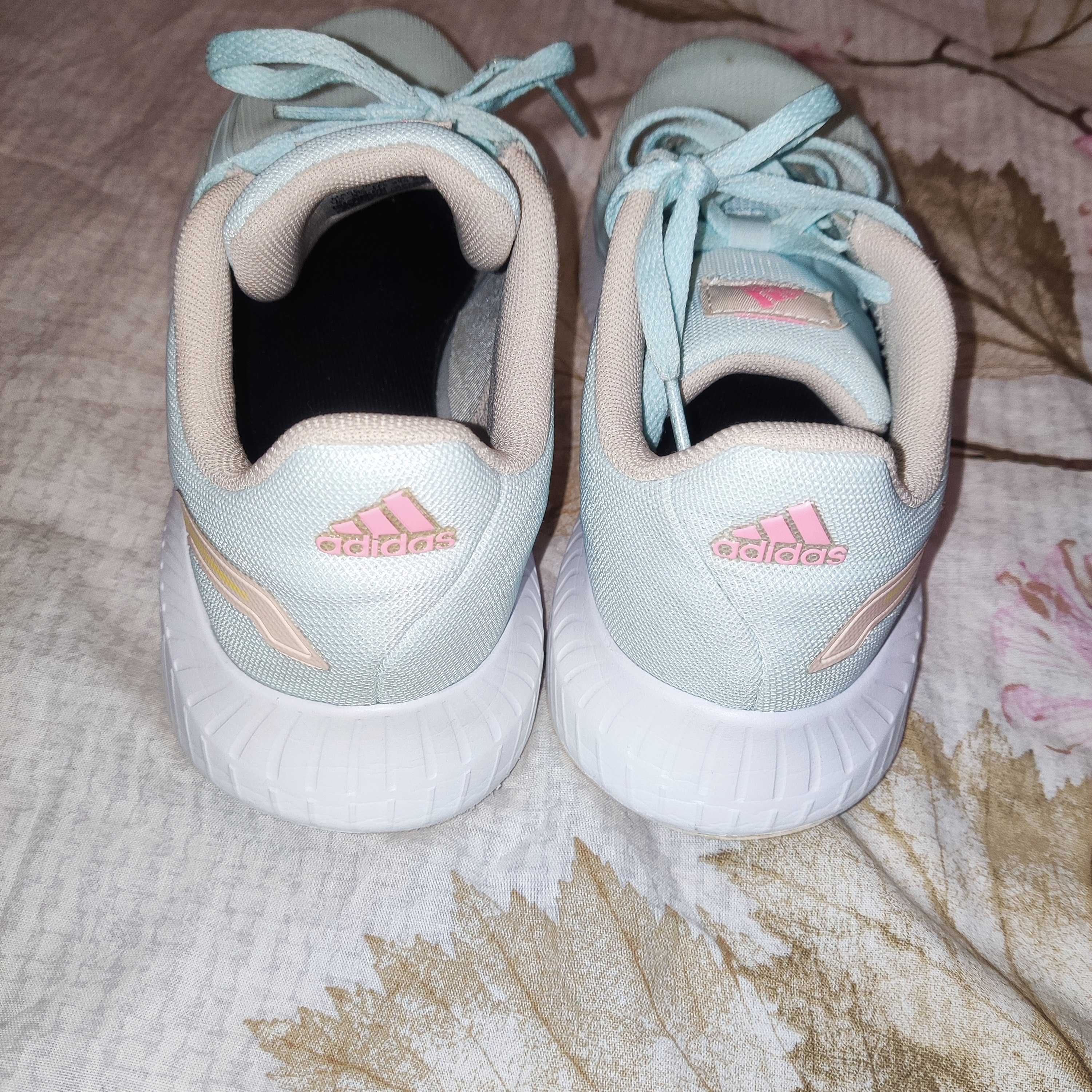 Маратонки Adidas Runfalcon 37.1/3 
23 - 23.5 см. стелка