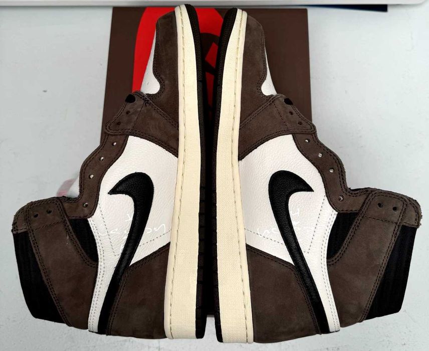 Sneakers Travis Scott Cactus Jack Dark Mocha X Jordan 1 Retro