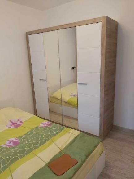 Дава се под наем Двустаен апартамент в София, Лозенец - 45 кв.м за 549 € - Снимка #4