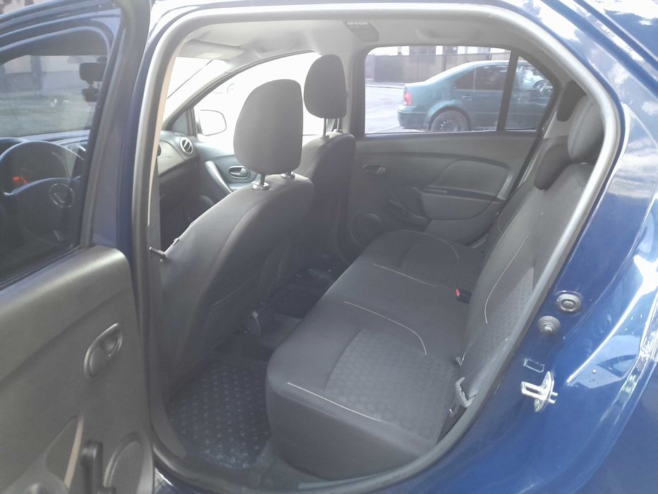 Dacia logan an 2015 motorizare 1.2 benzina