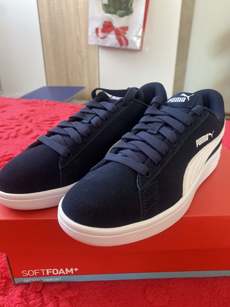 Adidasi Puma  Smash v2