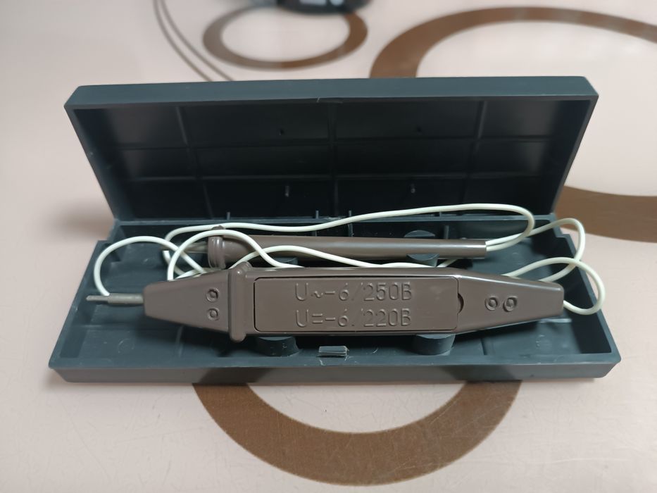 creion tensiune/ tester verificare tensiune rusesc