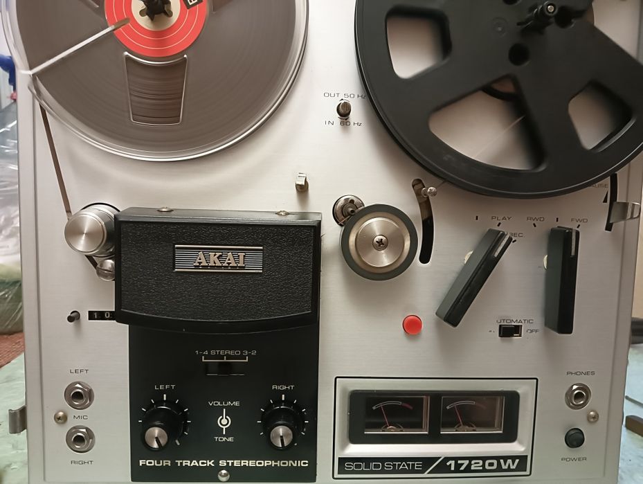 Magnetofon Akai 1720w