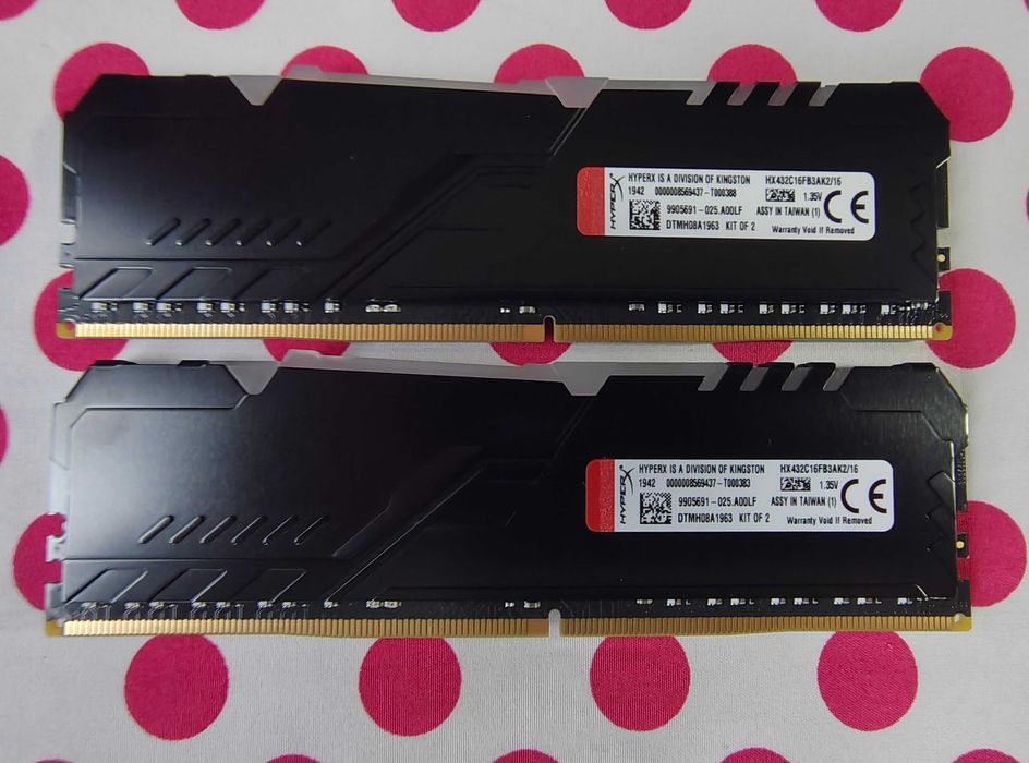 Kit Memorie HyperX Fury RGB 32GB DDR4 3200MHz CL16.