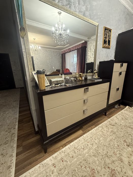 Продам шкаф в приходу, обувница, комод