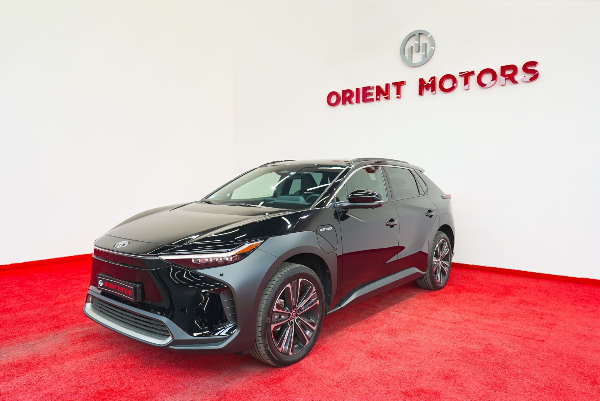 Новый Toyota BZ4X Made in Japan