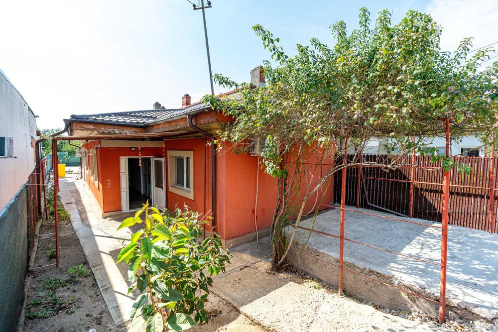 Casa individuala - 4 cam. Util 120mp. Teren 890 mp