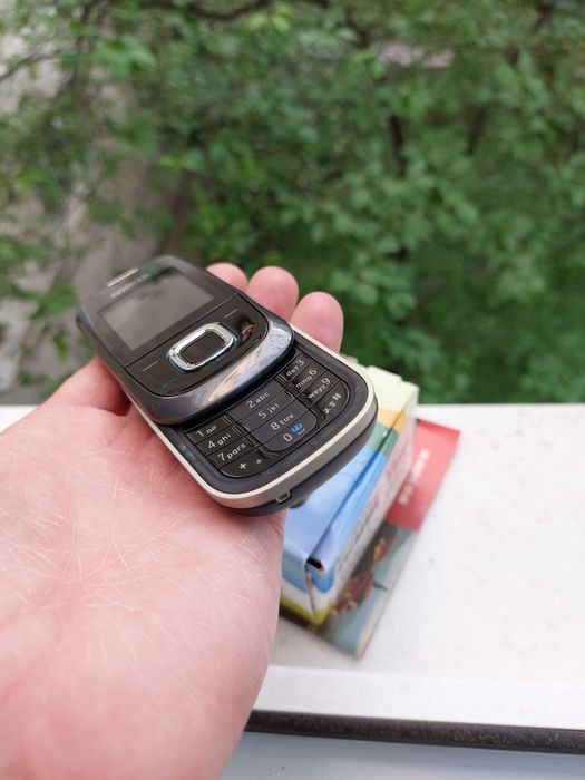 Nokia 2680 orig. Ungaria decodat la cutie cu accesorii stare f buna