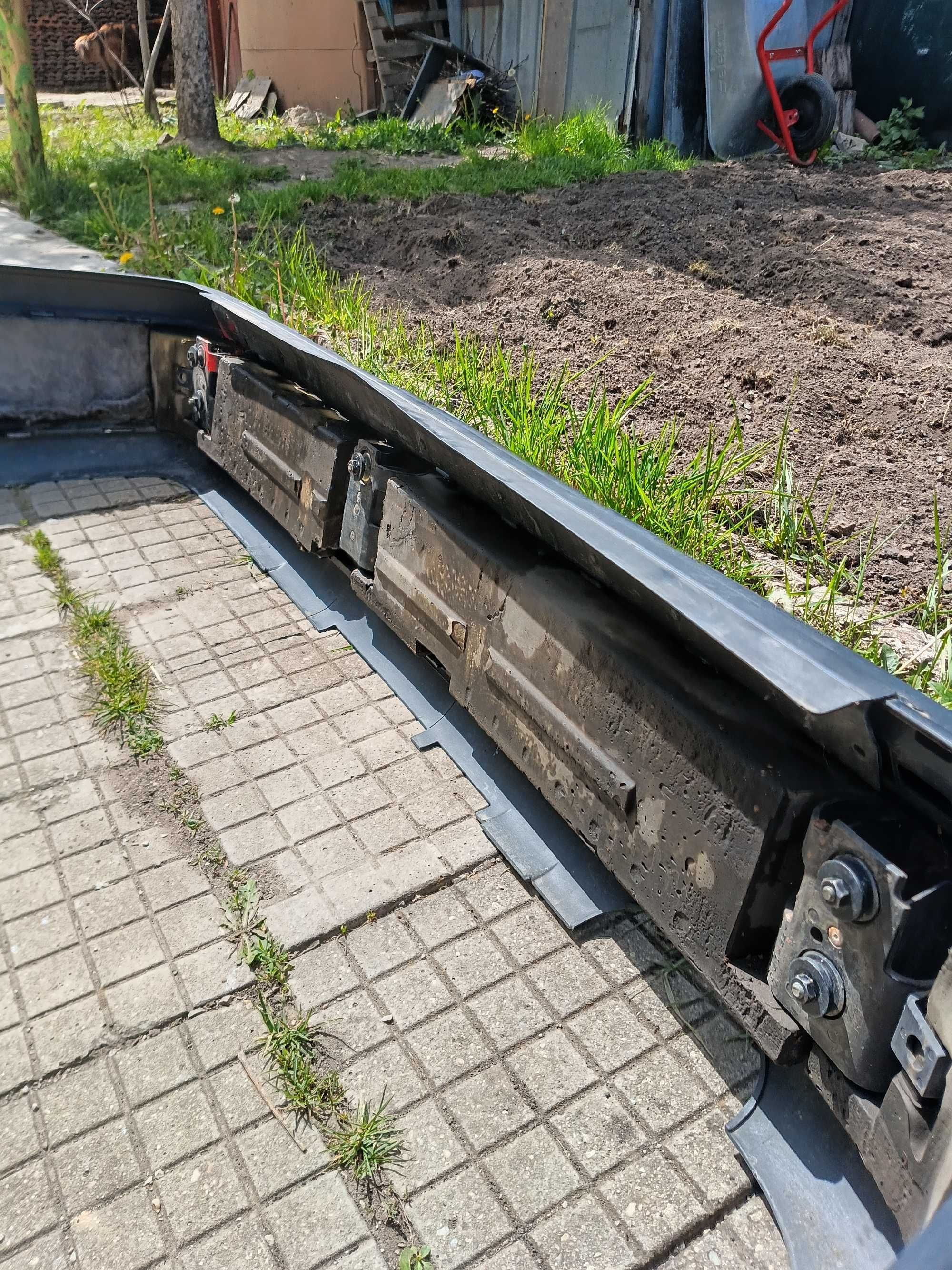 Задна броня за Mercedes W202