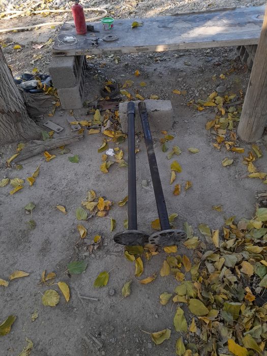 Зил запчастлар сотилади