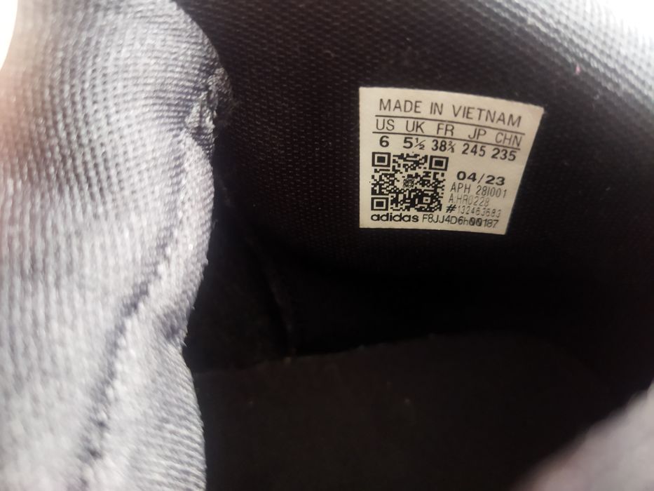 Високи маратонки Адидас