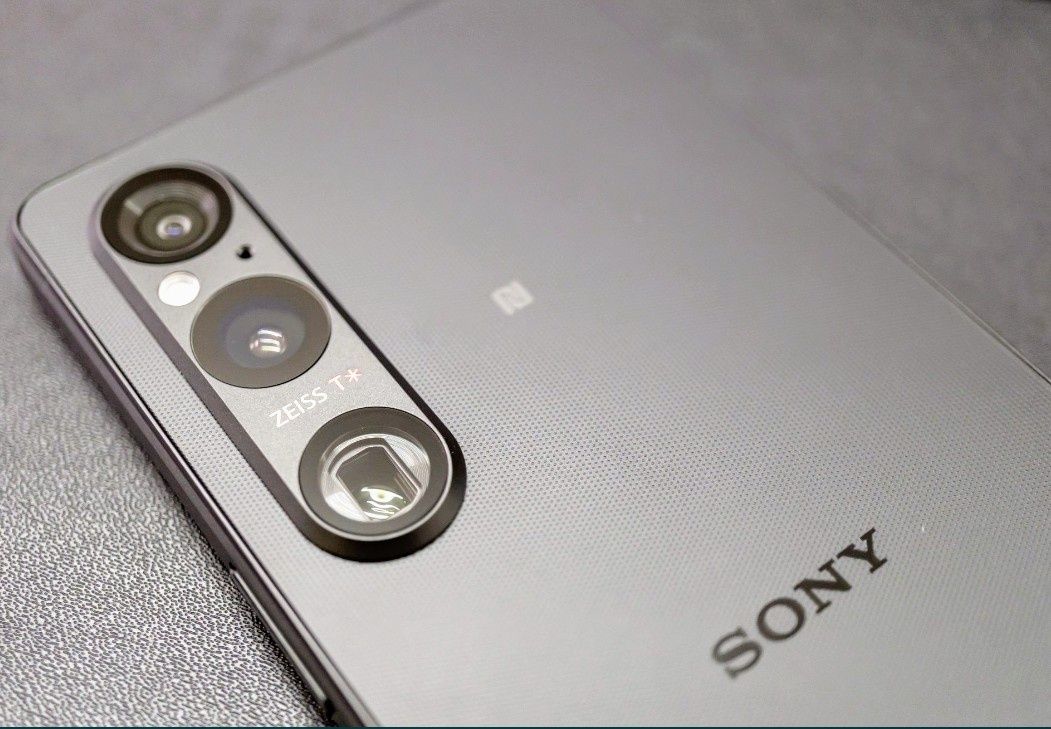 SONY Xperia 1 V, 256GB ROM, 12GB RAM. 5G. Dual SIM, гаранция 1ТБ карта