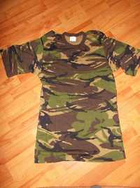 tricou camuflaj ,nou