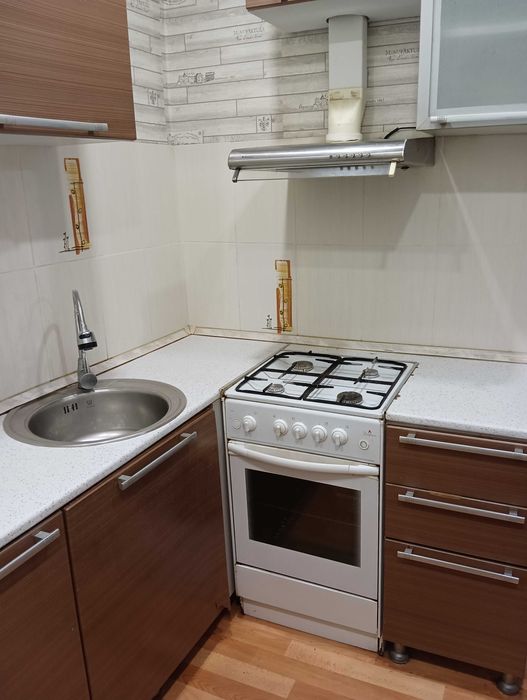 продам 3-х комнатную квартиру