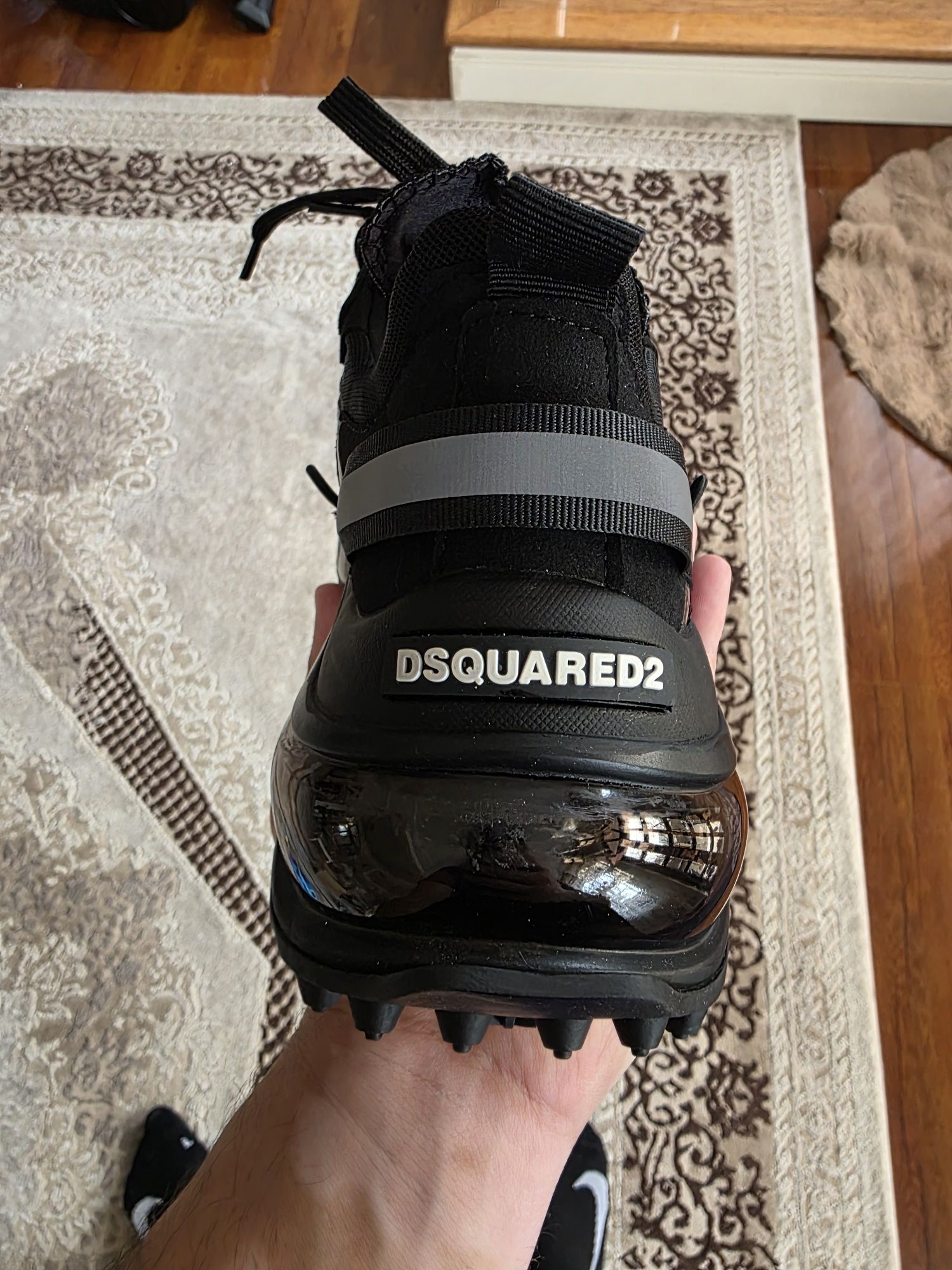 Dsquared 2 sneakersi 2025