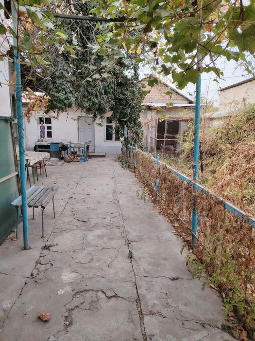 Продаётся участок.2,11 сотки. 1 ЛИНИЯ. Миробадский район. Улица Сайхун