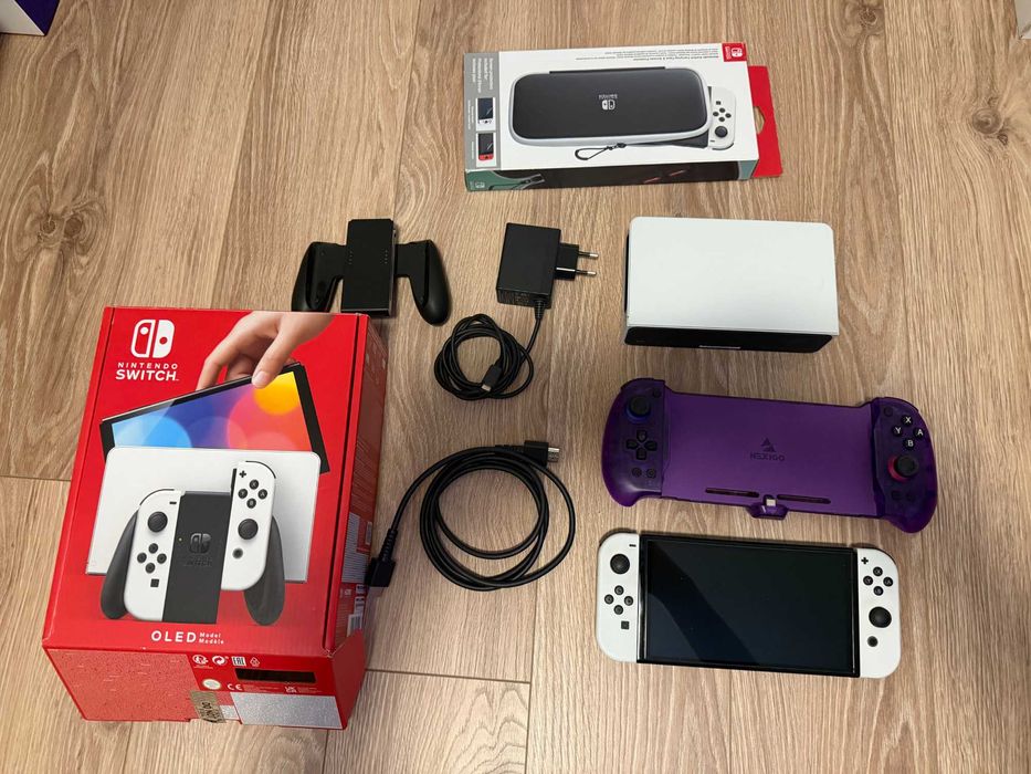 Nintendo Switch OLED + Аксесоари