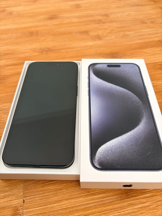 vand iphone 15 pro max ,256 gb