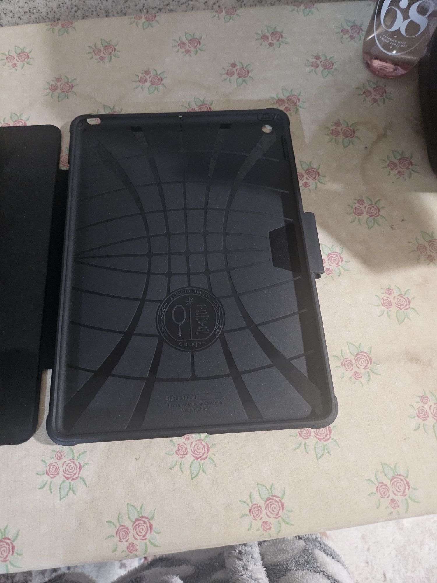 Apple ipad 8 Wi-Fi +Cellular