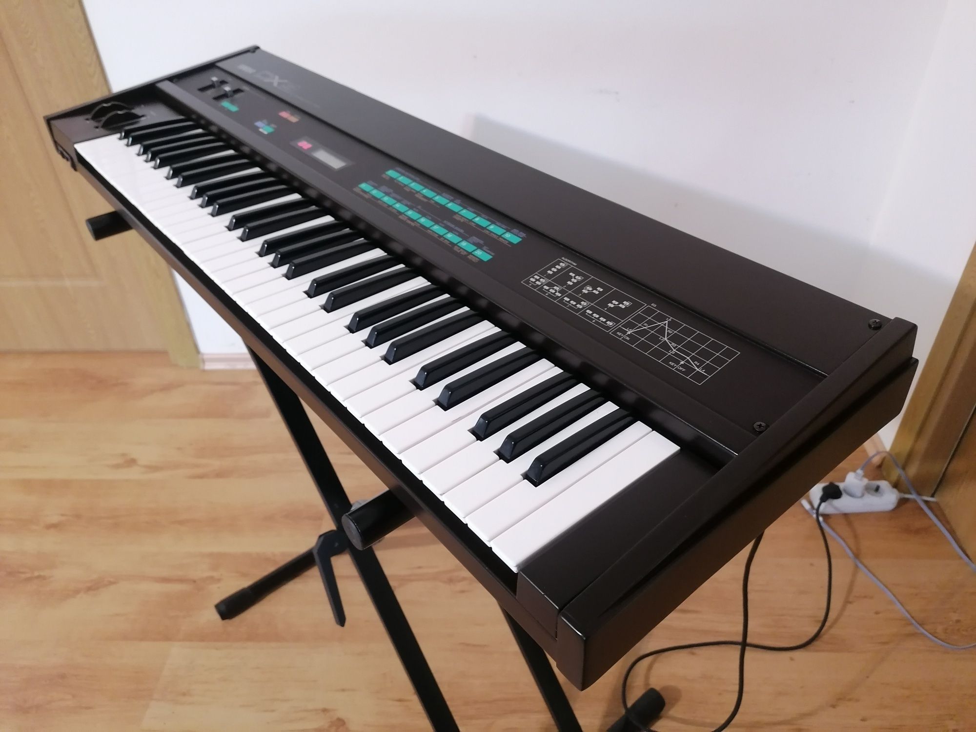 YAMAHA DX-9 sintetizator profesional vintage orga pian