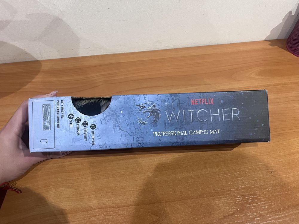 Гейминг подложка - The Witcher, XL, мека, многоцветна