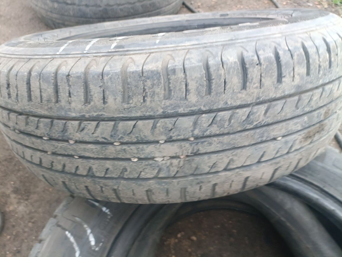 Шины 195/70 r 15 C.