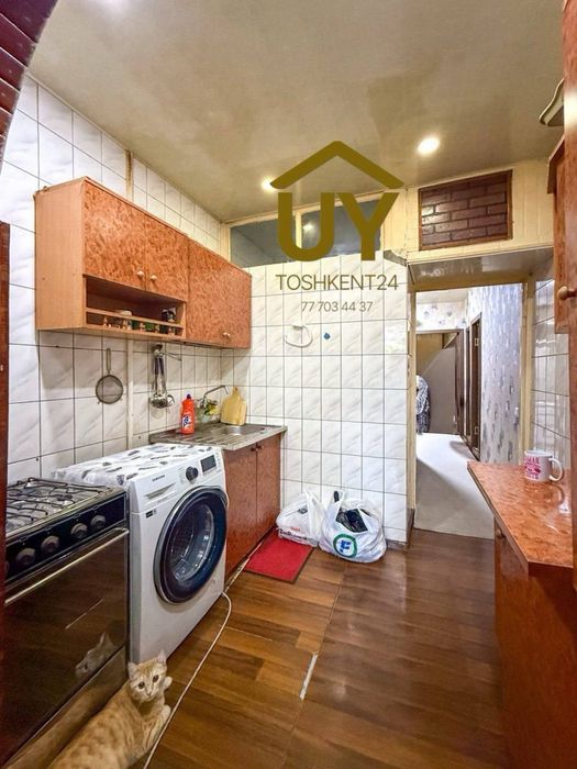 3 комнатная на Максим Горького кирпич