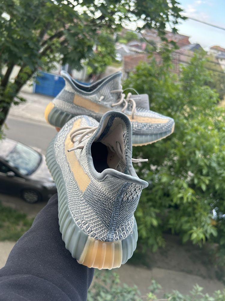 Yezzy Boost  350