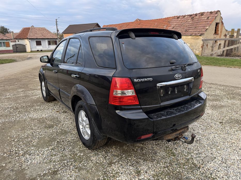 Dezmembrez sau vand