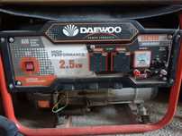 Vând generator 2500w Daewoo