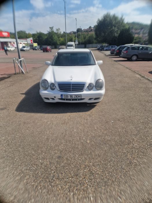 Mercedes Benz E clas 2,2,