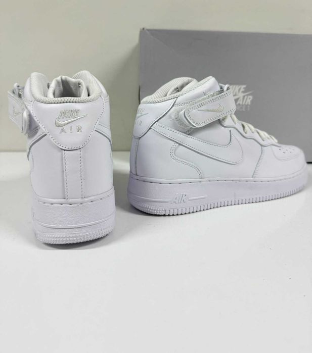 Nike Air Force 1 Mid 07
