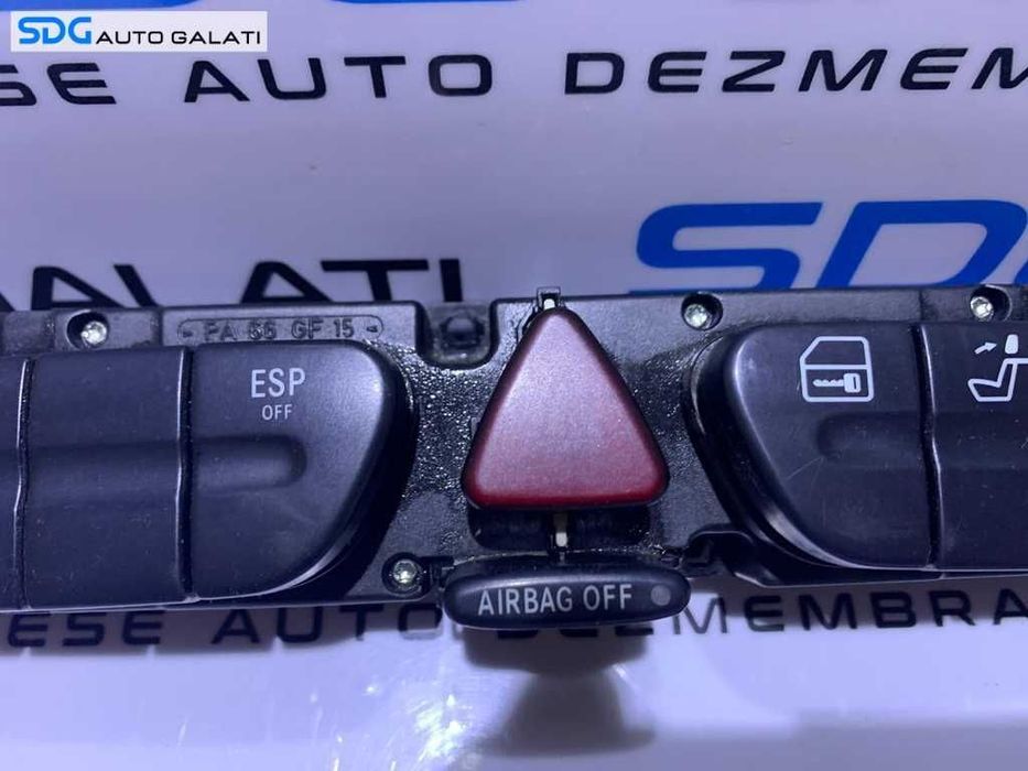 Consola Buton Butoane Avarii Incalzire Scaune Blocare Deblocare Usi Portiere Mercedes Benz W203 C Class 2000 - 2007 Cod 2038210151