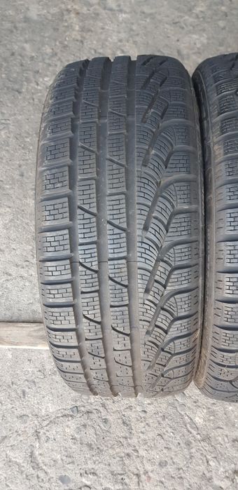 НОВИ ЗИМНИ-2022г./41с.-18цола-225/40-1бр.-170лв."PIRELLI "