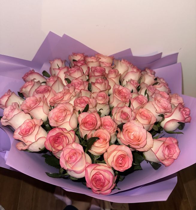 Продаются 51 роза, свежие и очень красивые