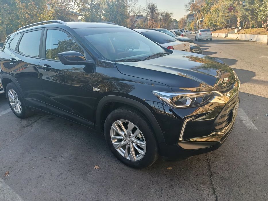 Продам авто Шевроле трекер позиция LTZ