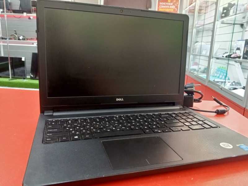 Dell Core i5 -5250U | 8 GB| 256 SSD| GeForce 920M ИДЕАЛЕН Ноутбук