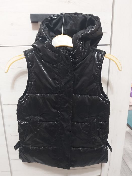 Vesta fetițe Reserved mărimea 116 purtata o singura data