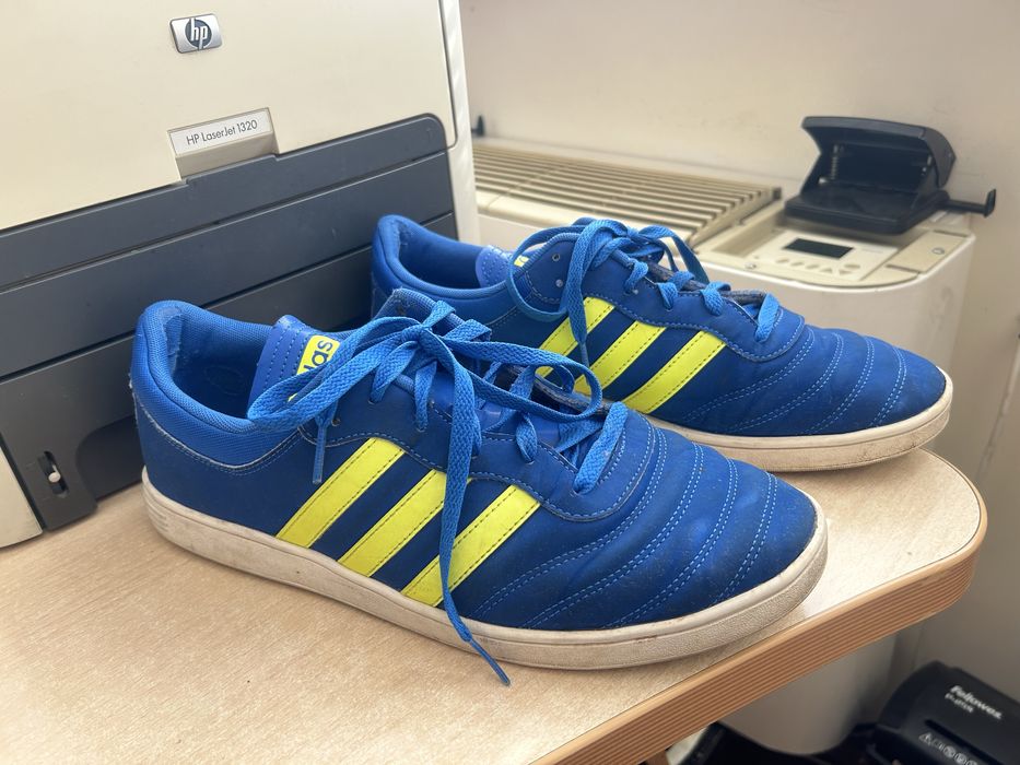 Оригинални мъжки спортни обувки adidas