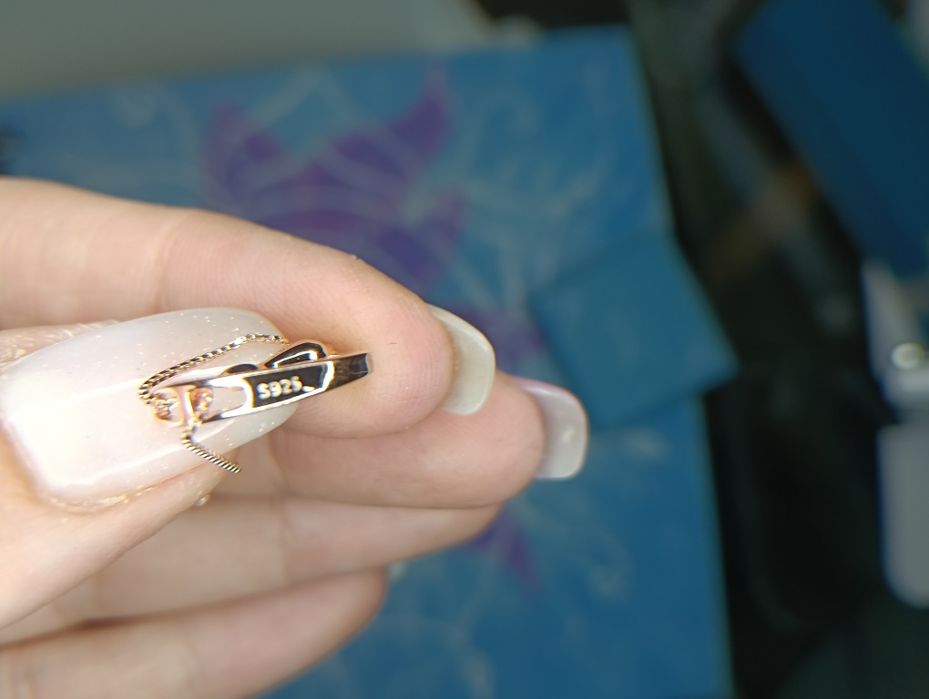 Colier din Argint 925 Placat cu Aur Roz – Pisică pe Semilună, Elegant