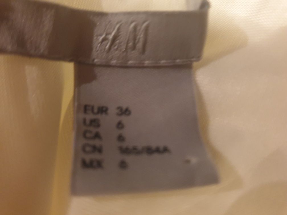 Rochie H&M mărimea 36 albă de vară