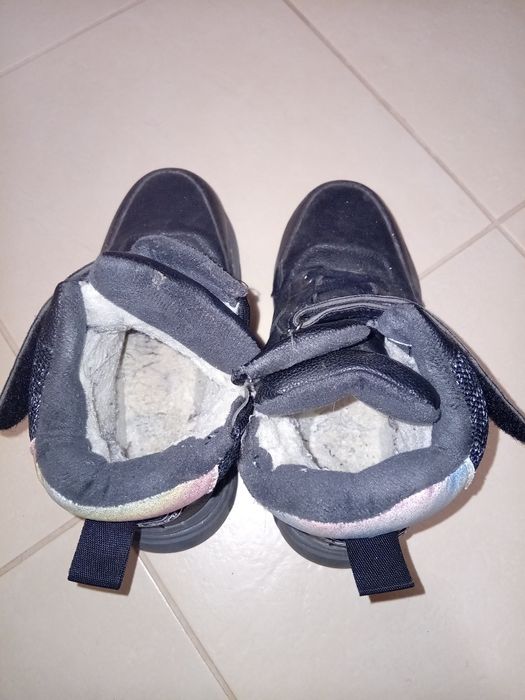 Зимни обувки за топли и сухи крачета