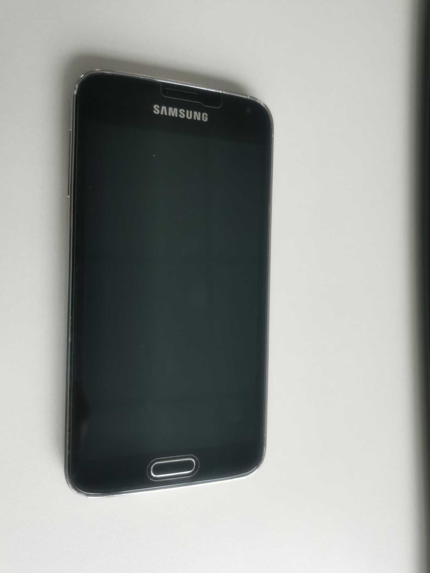 Продавам Samsung Galaxy S5 32Gb.