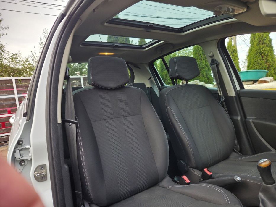 Vand renault clio benzina 1.2 euro 5