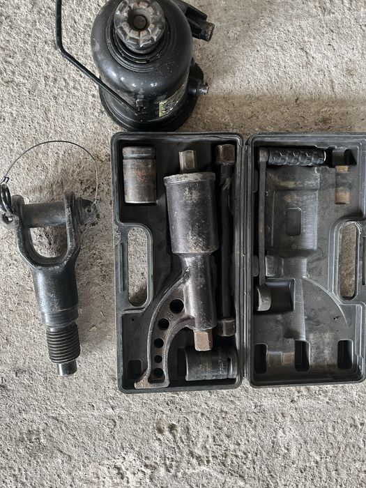 Продам инструменты для грузовых машин