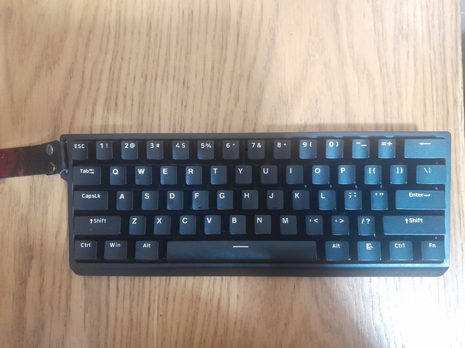 Продаю магнитную клавиятуру