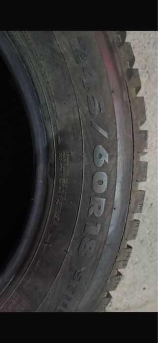 Продам зимние шины в хорошем состоянии размер Р18