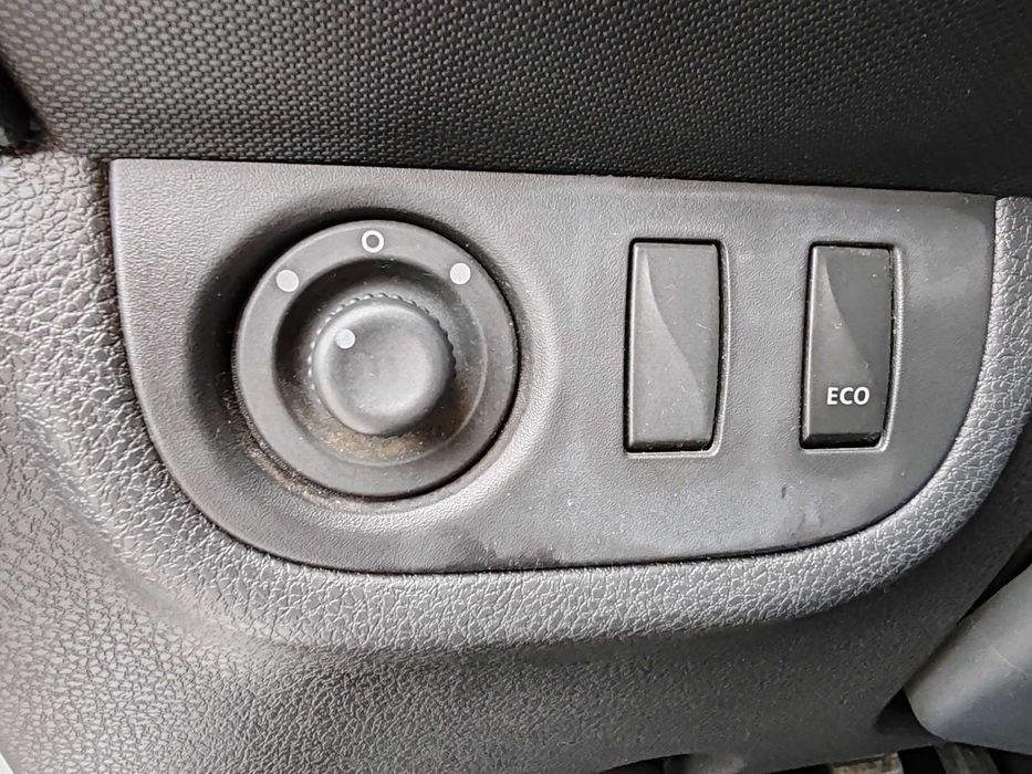 Dacia Logan 1.5dci 75 cp-an fabricatie 2018-Laureate+1 set de anvelope